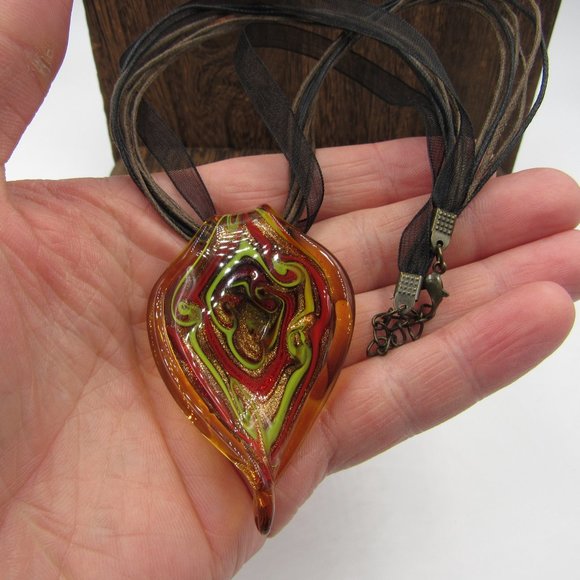 19" Unique Glass Pendant Necklace Vintage Costume - Picture 2 of 4